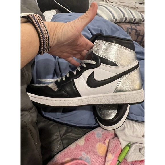 Nike Air Jordan Retro 1 High OG Silver Toe Black CD0461-001 Size 11.5 main image 5
